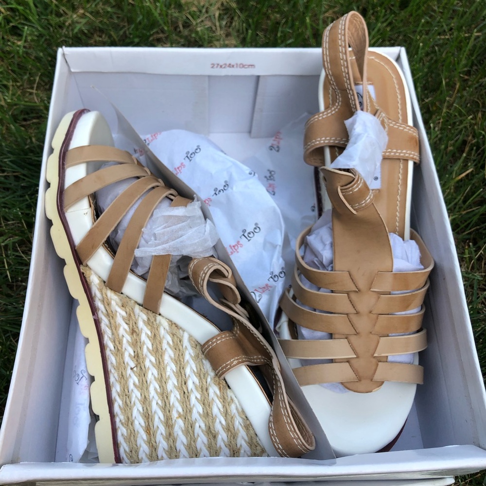 Summer wedge